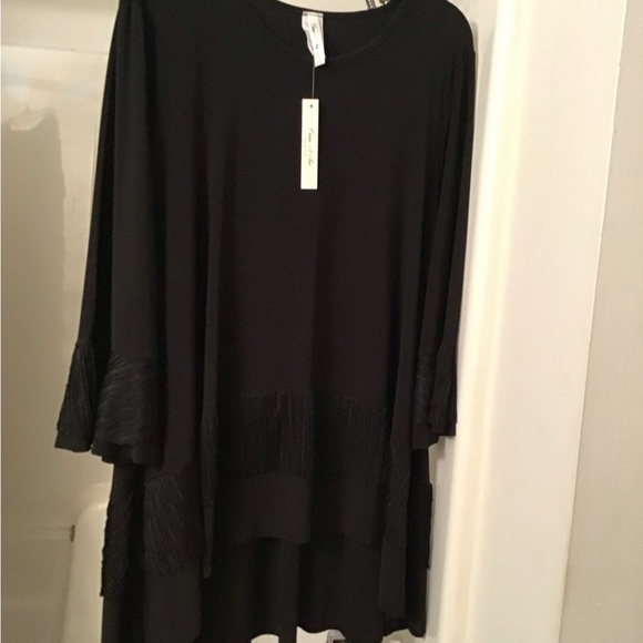 New With Tags! Matching ruffled skirt and top set size XL - Picture 1 of 6